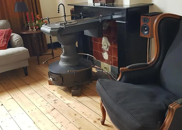 Apartament Sfeervolle Vooroorlogse Woning Nabij Centrum *