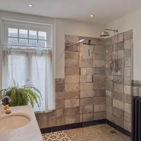 Sfeervolle Vooroorlogse Woning Nabij Centrum Apartment Eindhoven