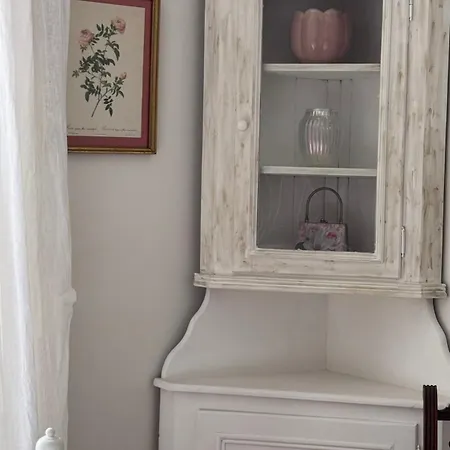 Sfeervolle Vooroorlogse Woning Nabij Centrum 아파트 *