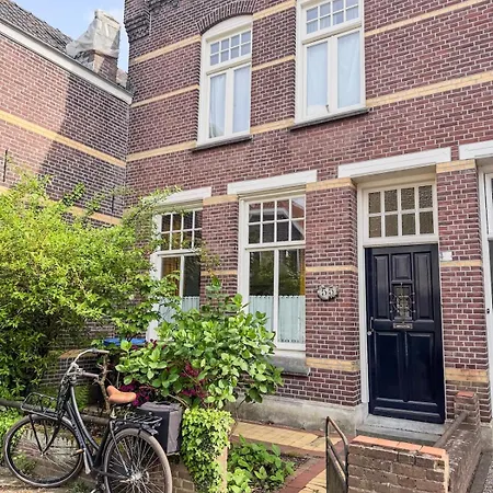 公寓 Sfeervolle Vooroorlogse Woning Nabij Centrum *