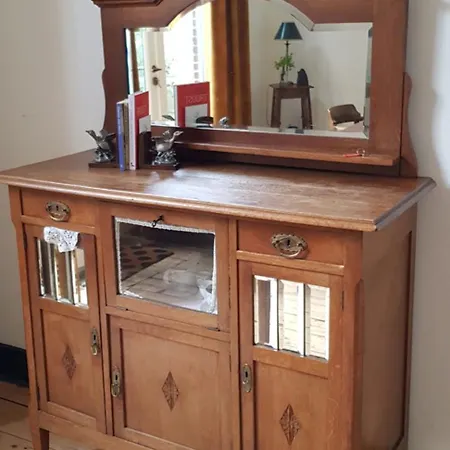 Sfeervolle Vooroorlogse Woning Nabij Centrum *