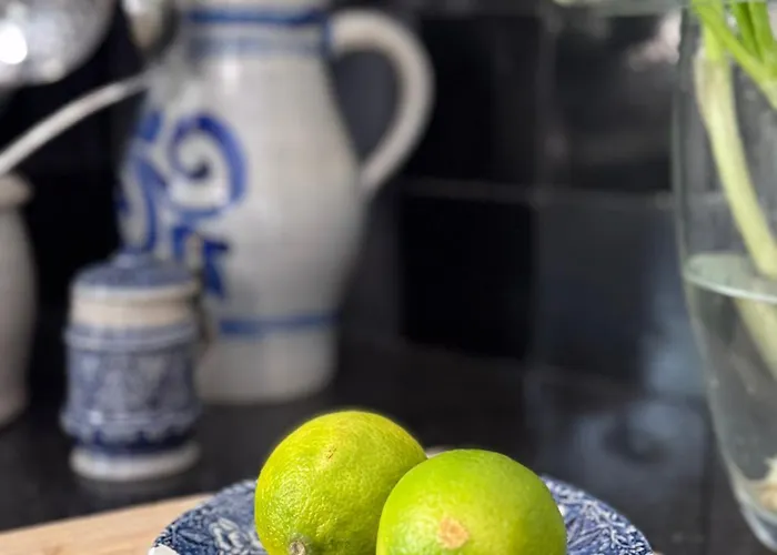 Sfeervolle Vooroorlogse Woning Nabij Centrum *