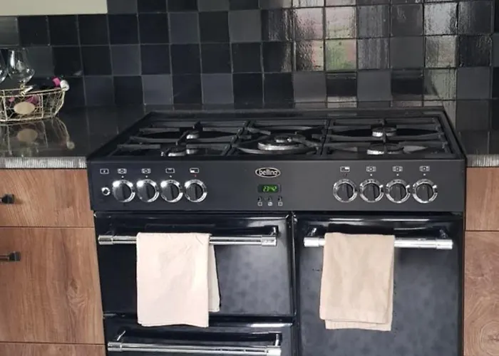 Sfeervolle Vooroorlogse Woning Nabij Centrum 埃因霍温