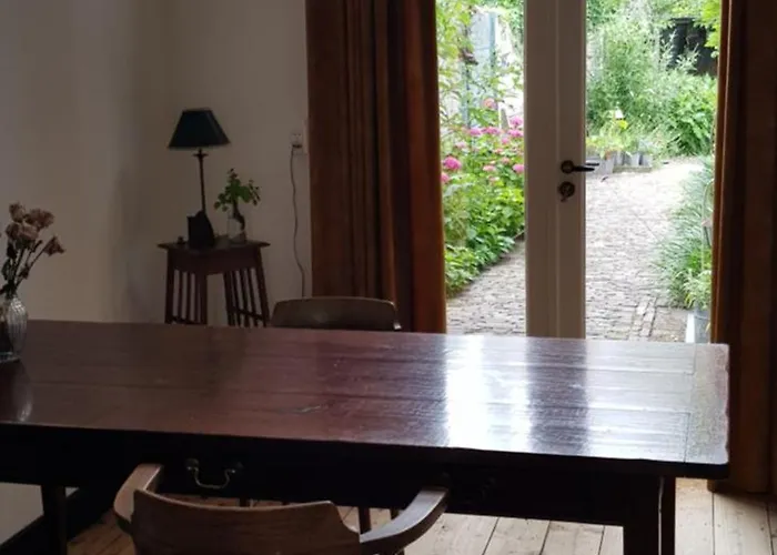 Sfeervolle Vooroorlogse Woning Nabij Centrum Appartement *